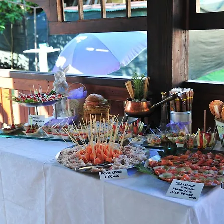 Azzurra 호텔 파라티코